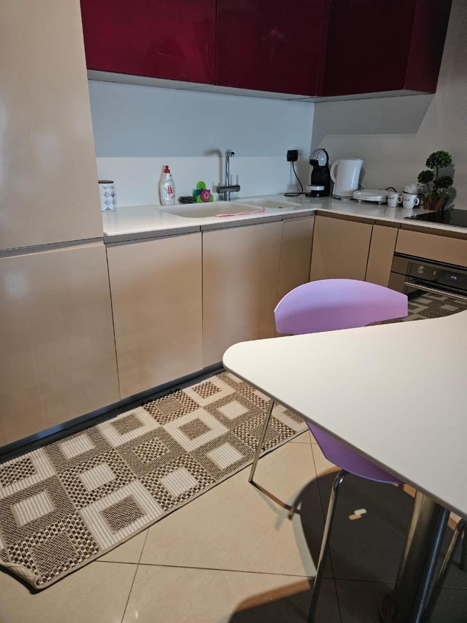 Leon Sea View Apartment Sarandë 外观 照片