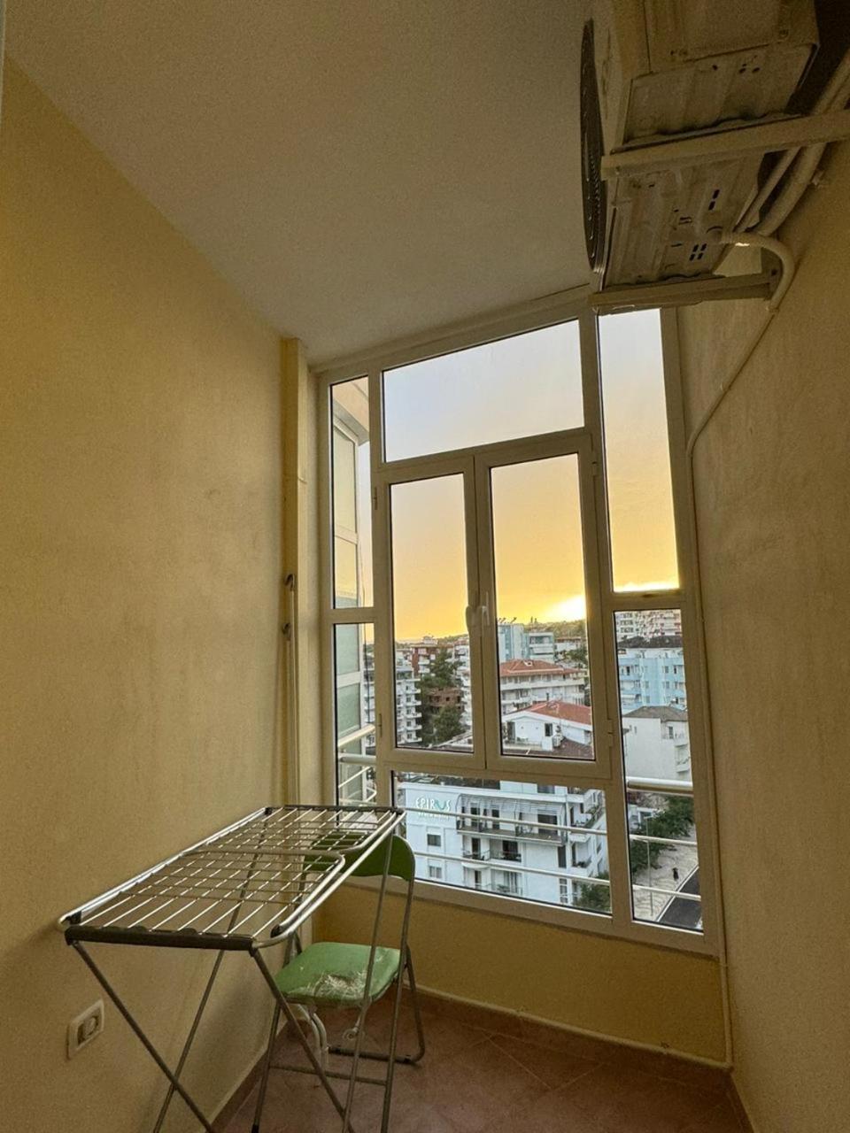 Leon Sea View Apartment Sarandë 外观 照片