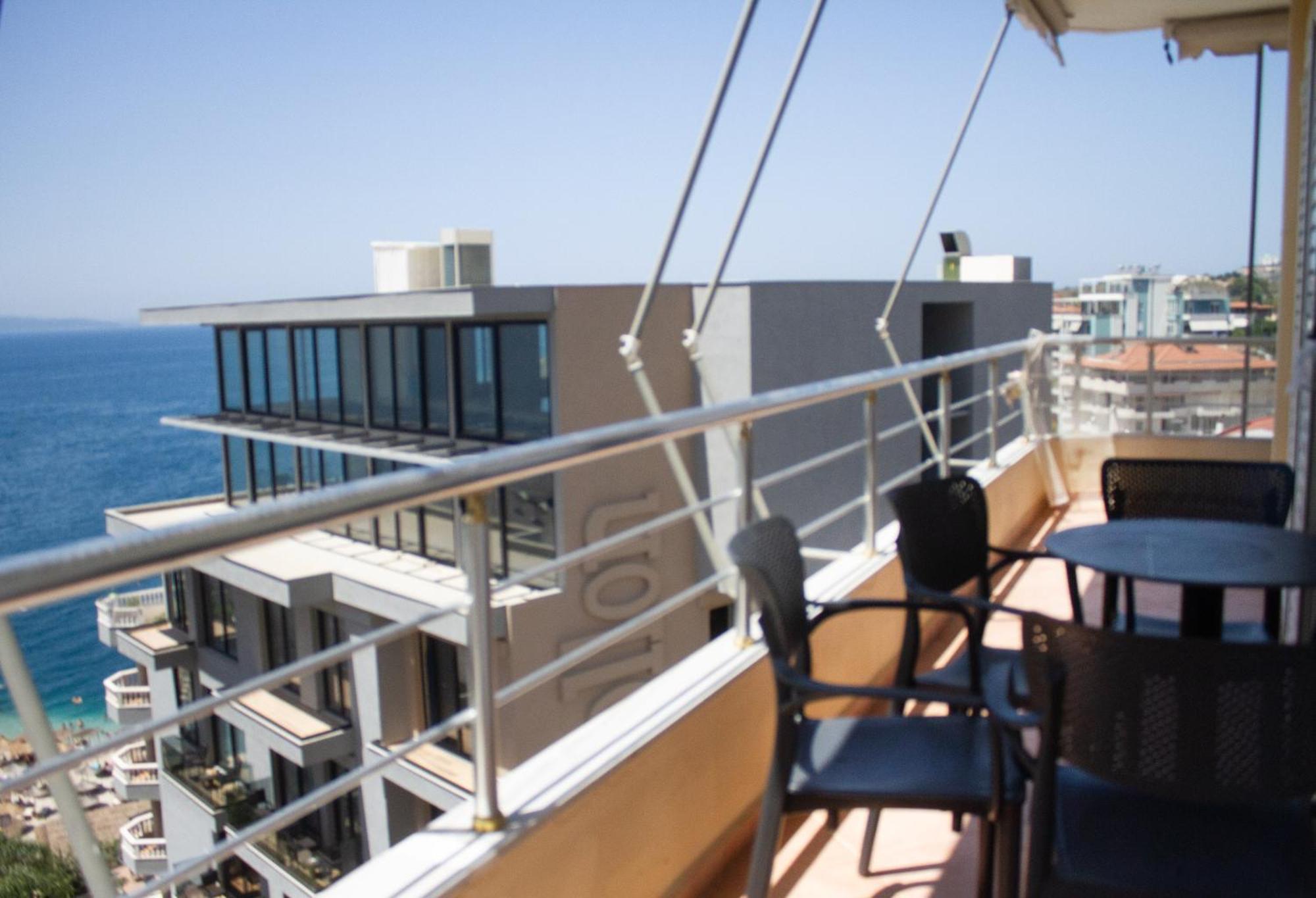 Leon Sea View Apartment Sarandë 外观 照片